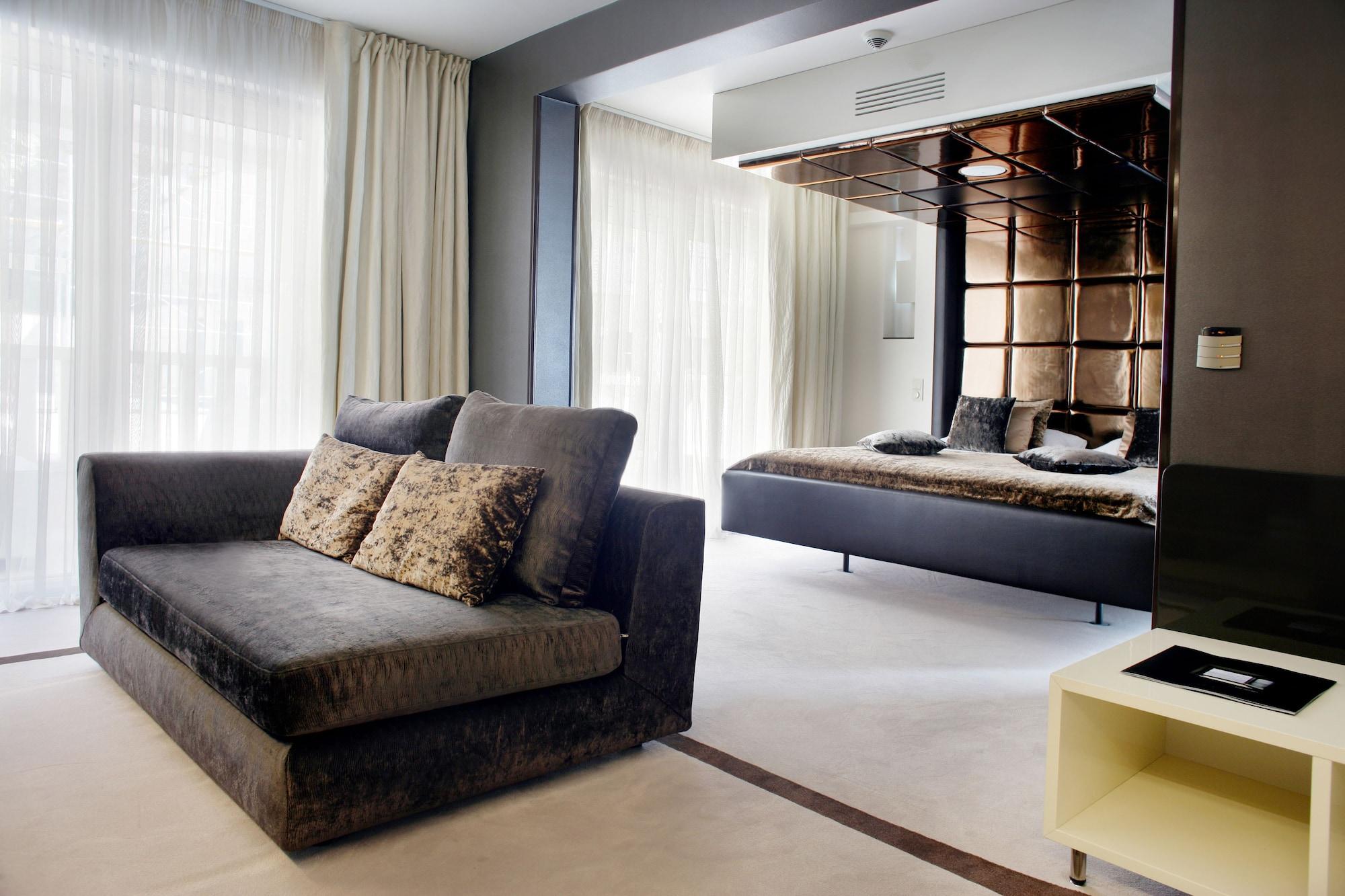 Damianii Luxury Boutique &