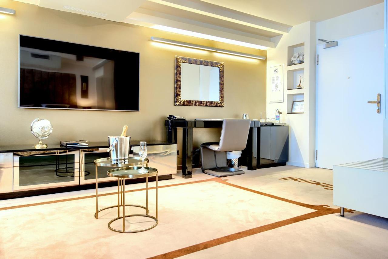 Hotel Damianii Luxury Boutique & 5*