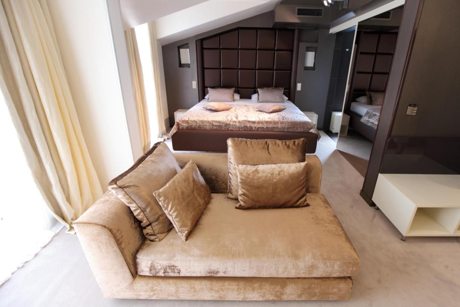 Damianii Luxury Boutique & Hotel 5*